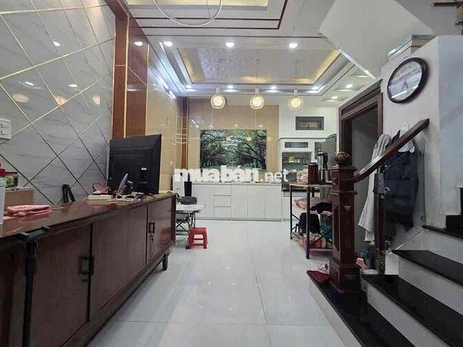 NHÀ BÈ – NHÀ ĐẸP MỚI SỬA – HẺM XE HƠI, 4PN