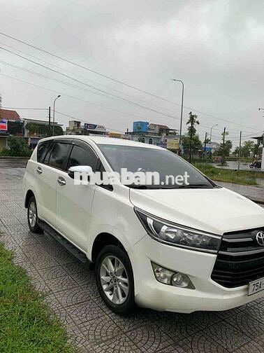 Toyota Innova 2018 2.0E - 60000 km