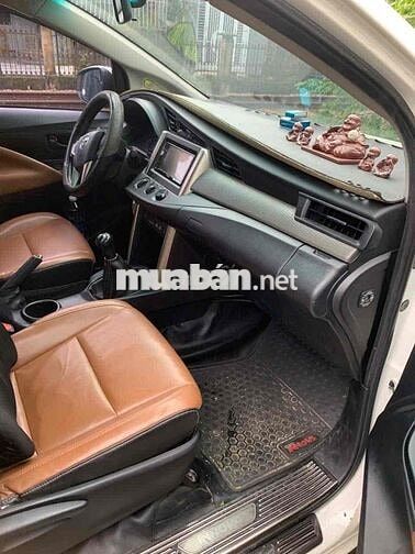 Toyota Innova 2018 2.0E - 60000 km