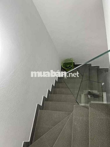 BÁN NHÀ LÊ VĂN SỸ, 3 TẦNG, 40m2, 4 PHÒNG NGỦ ,LÊ VĂN SỸ, QUẬN 3