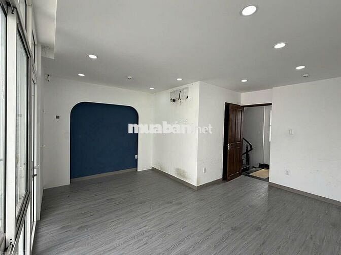 CHO THUÊ NHÀ MẶT TIỀN 500a Sư Vạn Hạnh, Phường 10, Quận 10