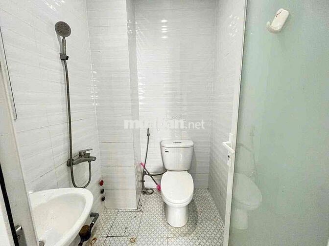 🏢 Siêu phẩm 1PN_CÓ THANG MÁY_Ban Công_40m2_FULL NT ( trung tâm BT )