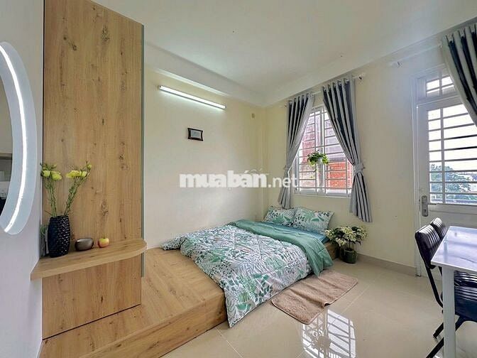 1PN_TÁCH BẾP_BAN CÔNG LỚN_NHÀ THANG MÁY_CHỖ ĐỂ XE RỘNG