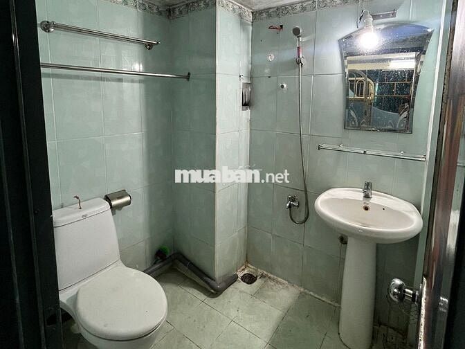 Phòng trọ quận 3 - Ưu Đãi Sinh Viên -  18m2 - Nội thất cơ bản - CMT8