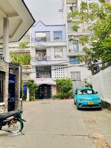 Bán nhà căn góc đường Nguyễn Cửu Vân mặt tiền trước nhà rộng 4m 1T1L
