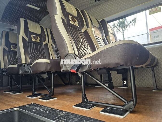 TRANSIT 2023 FULL PHỤ KIỆN BẢO HÀNH HÃNG 10/2026