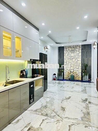BÁN NHÀ PHÂN LÔ NGUYỄN TUÂN, THANH XUÂN 25M 3 NGỦ 6.75 TỶ