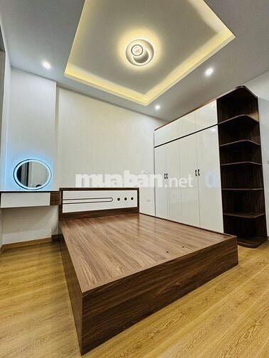 KHƯƠNG TRUNG 30M MẶT PHỐ 6 TẦNG–8 NGỦ- CHO THUÊ ĐUỔI MÃI KO HẾT KHÁCH