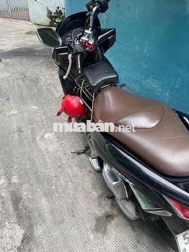 Lên đời xe chở con đi học