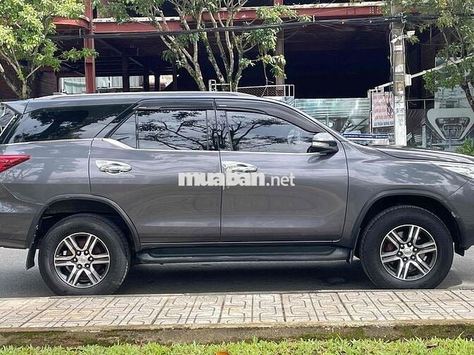 Toyota Fortuner 2017 2.4G 4x2 MT - 150 km