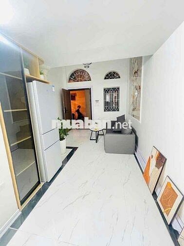 Dưới 4 tỷ có siêu phẩm Tân Mai lớn-15m oto tránh-KD-32m*4T;MT4m;3N Dưới 4 tỷ có siêu phẩm Tân Mai lớn-15m oto tránh-KD-32m*4T;MT4m;3N