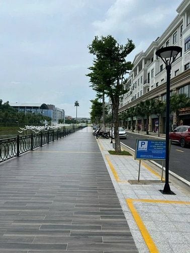 Bán căn góc thương mại dịch vụ Vinhomes Grand Park Quận 9