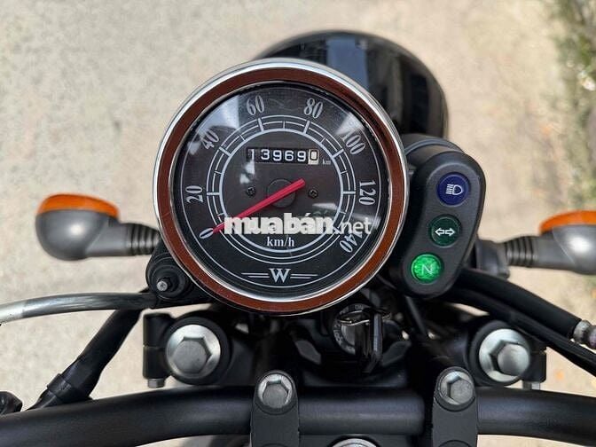 Kawasaki W175 SE 2021 bản Black Style