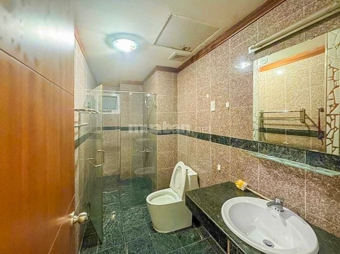 Bán Căn hộ tại Hoàng Anh Riverview Thảo Điền gồm 3 phòng ngủ 138m2