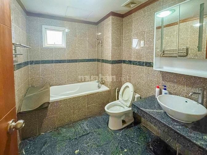 Bán Căn hộ tại Hoàng Anh Riverview Thảo Điền gồm 3 phòng ngủ 138m2