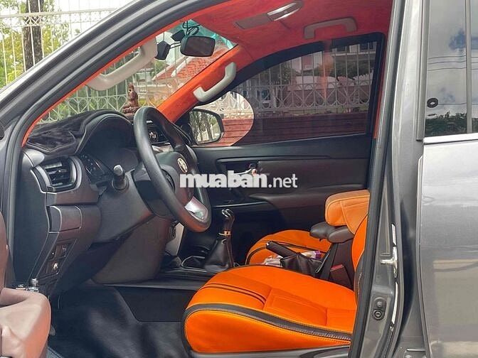 Toyota Fortuner 2017 2.4G 4x2 MT - 150 km