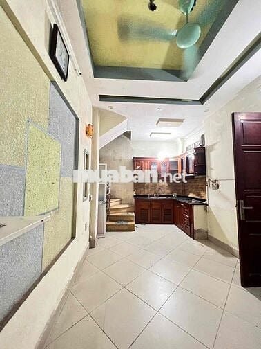 BÁN NHÀ VŨ TÔNG PHAN GẦN NGÃ TƯ SỞ NGÕ TO GẦN Ô TÔ DT: 31m2*5 Tầng