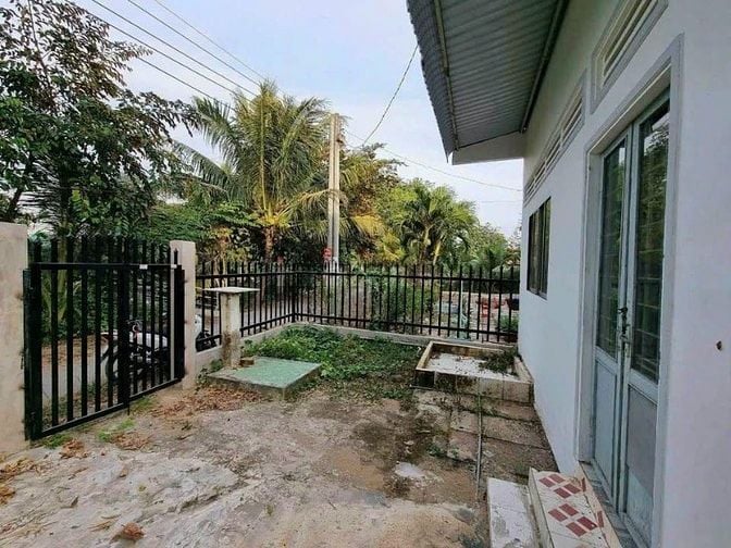 Nhà vườn mini, 200m2, Xã Tân Thông Hội, SHR, Giá 1 tỷ 200 bao phí thuế