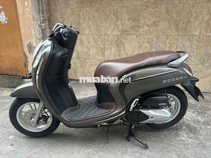 Scoopy 2023 Vàng Cát ( Nhập indo ) BSTP 9C