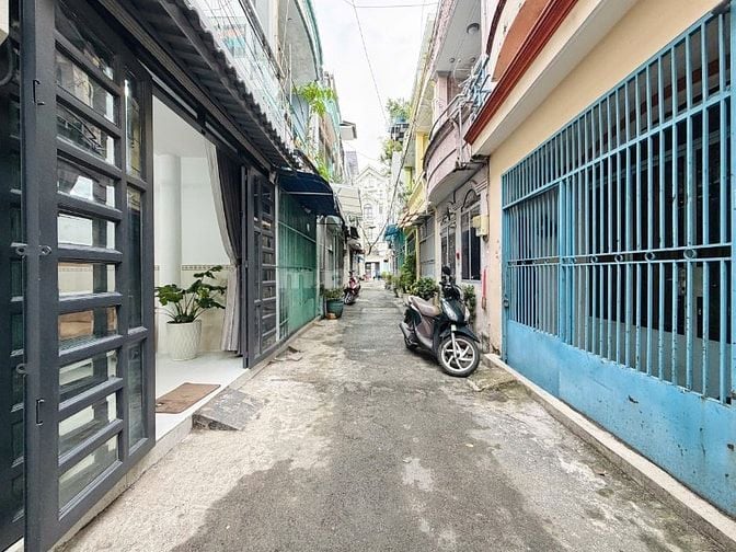 CHÍNH CHỦ BÁN NHÀ GÒ VẤP HƠN 3 TỶ HẺM XE HƠI 2 PHÒNG NGỦ