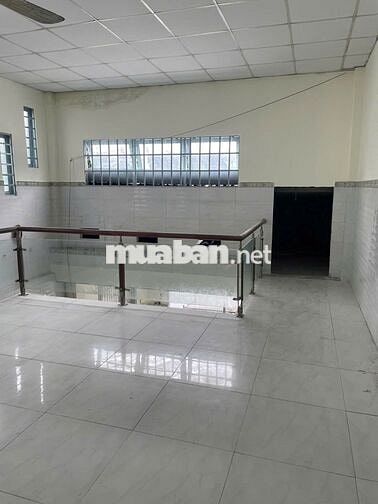 Hot! Cho thuê nguyên căn mặt tiện, DT: 5*17 nhà 1 lầu. Q. Tân Phú