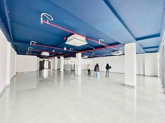 Chính chủ cho thuê toà văn phòng tại Ô chợ Dừa 270m2 giá 46t mới keng