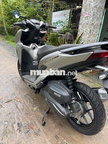 Cần bán xe vario125 xe 9 chủ