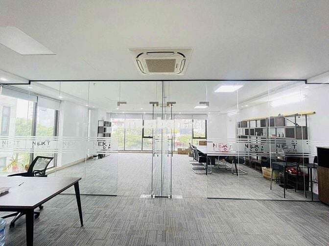 Cho thuê văn phòng tại Chùa Láng 100m2 giá 18t view cực đẹp nhà mới