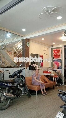 Cho mướn Mặt bằng kinh doanh : ( Giá 9tr )