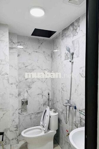 NHÀ 3 TẦNG MỚI TINH – XÁT VÀNH ĐAI 3 – TRƯỚC NHÀ 6 Ô TÔ TRÁNH, TIỀM NĂ