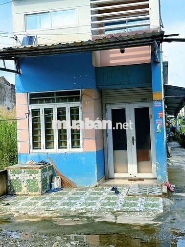 nhà triệt- 6 phòng trò, ở TRẢNG BÀNG-TN, DT 160m2, giá 950tr.