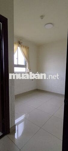 Cho thuê căn hộ 61m2 2 PN 2 WC 2 ban công tầng cao The Vision Bình Tân