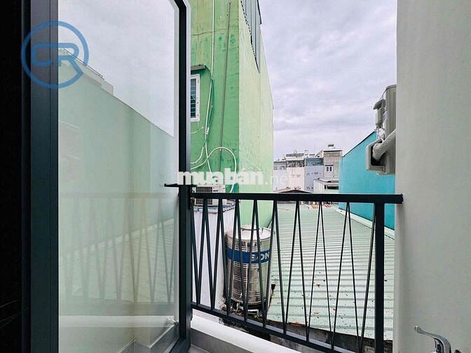 Bancony gần chợ Tân Định, công viên Lê Văn Tám tại Hai Bà Trưng Quận 1