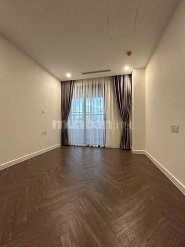 C/c Hà Đô Centrosa Q10 rộng 97m2,2p ngủ,giá 22tr/th 