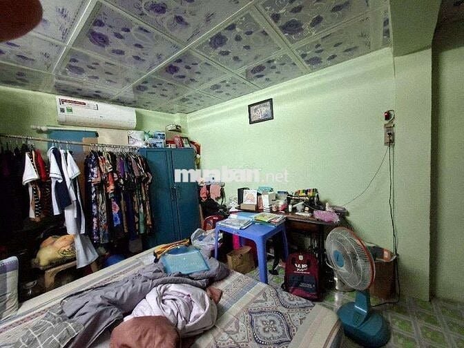 NHÀ 3 TẦNG NỞ HẬU TÀI LỘC ( 3,1m x 10m) XÓM ĐẤT P10 Q11