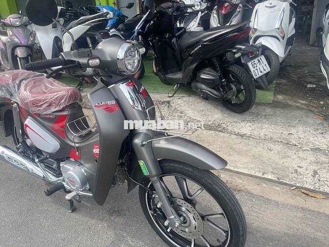 Cúp 50 ccc  2025 abs đèn lết  xe như mới bs 65