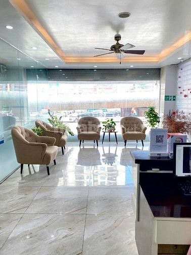 Bán nhà mặt phố Minh Khai vỉa hè mênh mông, DT 55m2, 6t, mt 6m. 
