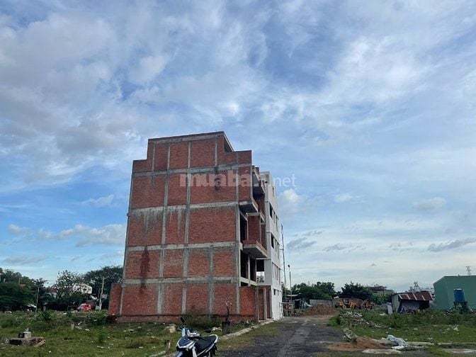 Cần bán Đất nền khu vực bình chiểu DT:58m2 4.8 x 12.6 full thổ cư