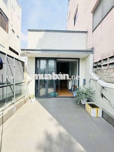 NHÀ 3 LẦU MẶT TIỀN 3/2 ( 3,5m x 17m) KINH DOANH TỐT Q11 VỊ TRÍ ĐẸP