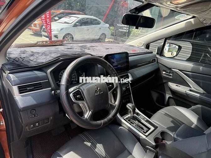 Mitsubishi Xpander Cross 2023 - 20000 km