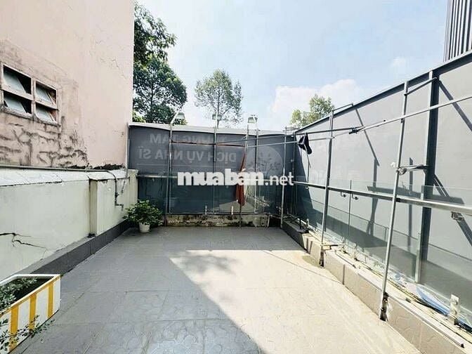 NHÀ 3 LẦU MẶT TIỀN 3/2 ( 3,5m x 17m) KINH DOANH TỐT Q11 VỊ TRÍ ĐẸP