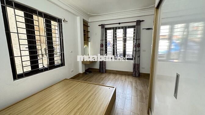 Hiếm! Nhà dân xây 40m Minh Khai, lô góc, 4 tầng, 4 ngủ, giá nhỉnh 7 tỷ