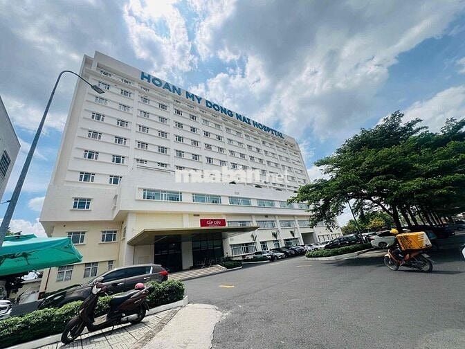 mặt tiền gần bệnh viện hoàn mỹ quốc tế tôi bán
