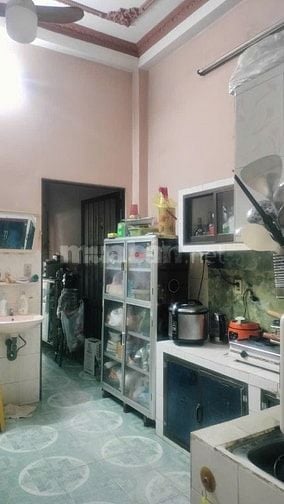 Hẻm 8m 60m2(4.2x15.5m) 2 tầng btct 3 PN Lạc Long Quân, p10, q11