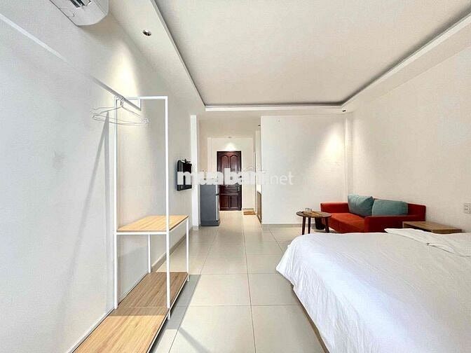 Studio đầy đủ nội thất có bancol