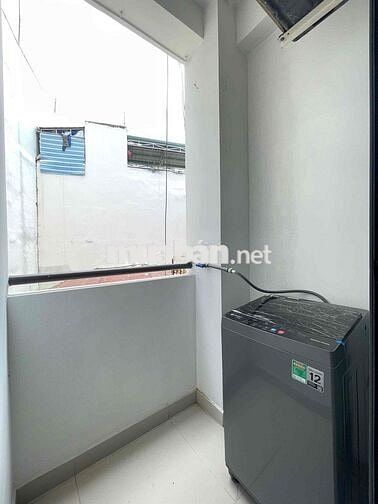 Studio đầy đủ nội thất có bancol