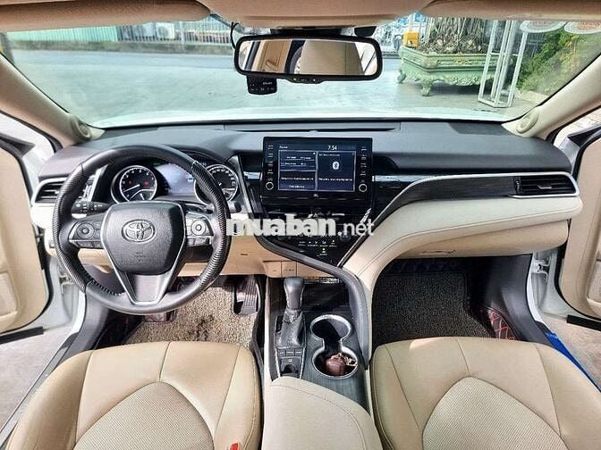 TOYOTA CAMRY 2.5Q MODEL 2022, ODO 5V6, HỖ TRỢ GÓP.