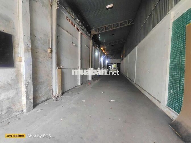 Cho thuê kho mặt tiền 150m 15tr/tháng