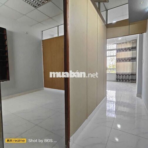 Cho thuê nhà mới đẹp QL13 gần đại hoc luật 8,5tr/ tháng