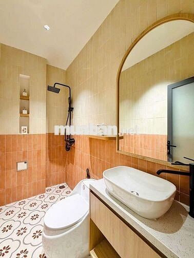 6x10m 60m2 nhà 3 phòng ngủ 4 tỷ 95 full nội thất đường Lê Hoàng Phái